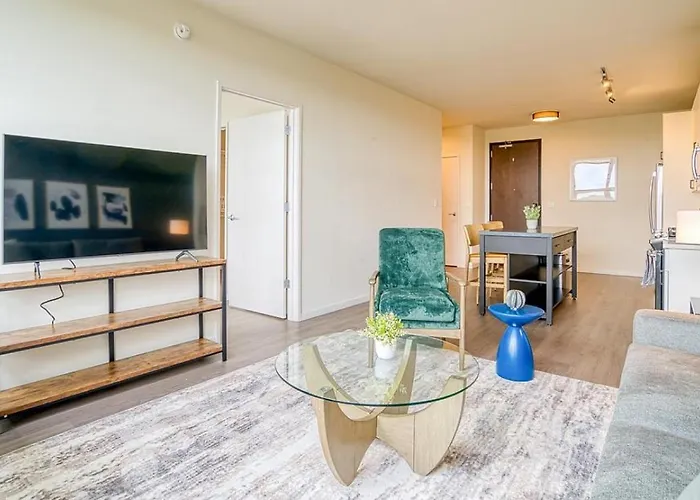 Landing Modern With Amazing Amenities * Чикаго